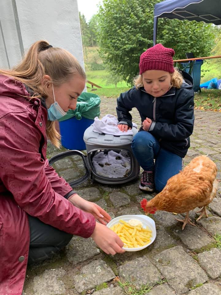 Foto Huhn Tiersegnung 2020 w 2 (c) gdg steinfeld